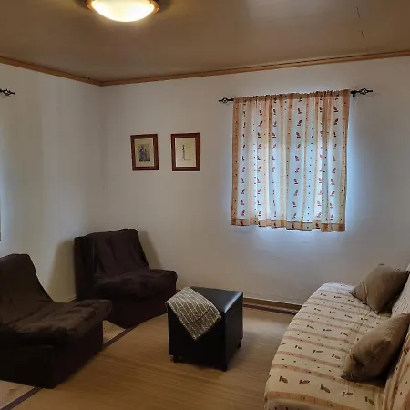 Free Spirit Nyaraló *